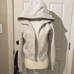 ARITZIA TNA Hooded Zip-Up Sweatshirt